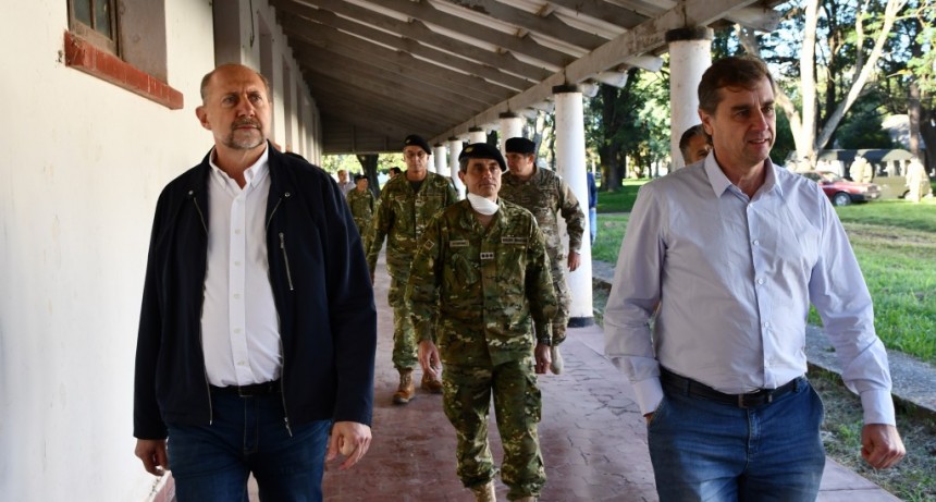 Perotti: &ldquo;El operativo alimentario durante todo el aislamiento est&aacute; funcionando perfectamente en Rosario y Santa Fe&rdquo;
