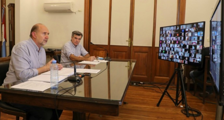 Perotti: &ldquo;Tenemos que lograr mover la econom&iacute;a, moviendo la menor cantidad de gente posible&rdquo;