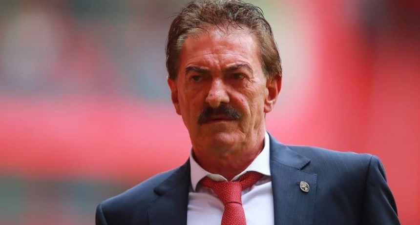 Ricardo La Volpe anunci&oacute; su retiro como entrenador