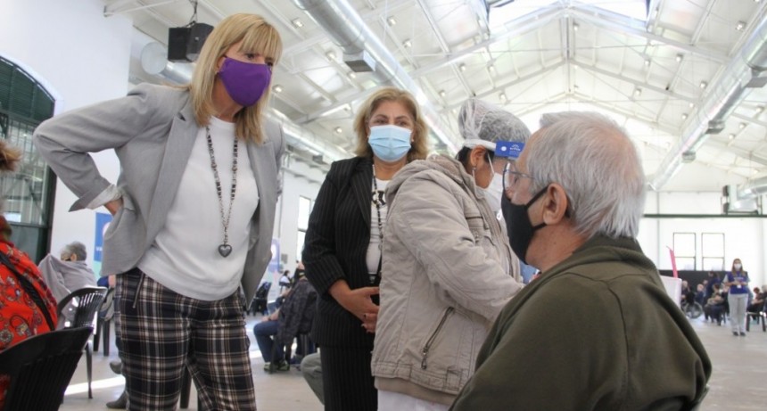 Martorano: &ldquo;Tenemos el objetivo de terminar de vacunar a personas mayores de 70 a&ntilde;os&rdquo;