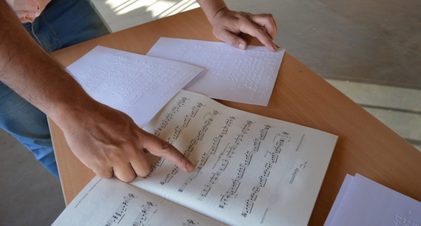 Biblioteca de Partituras en Braille: &Uacute;nica en el pa&iacute;s y est&aacute; en el Liceo Municipal