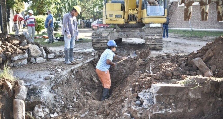 Con varios frentes de trabajo, avanzan a buen ritmo las obras de Cabal y Las Lomas