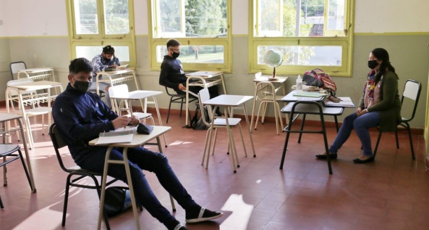 Con fondos del FAE, el municipio concreta mejoras en las escuelas de la ciudad