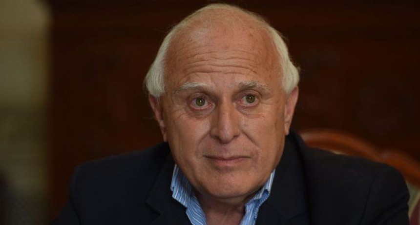 Se agrava el cuadro de Lifschitz, internado desde hace una semana por coronavirus