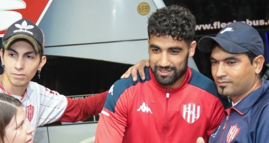 Uni&oacute;n lleg&oacute; a Bolivia y concentr&oacute; para el partido ante Oriente Petrolero