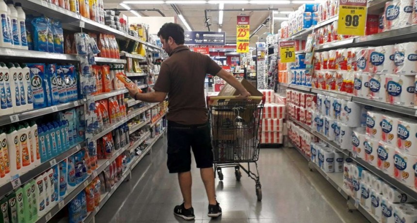 Una familia tipo necesit&oacute; m&aacute;s de $90 mil para no ser pobre