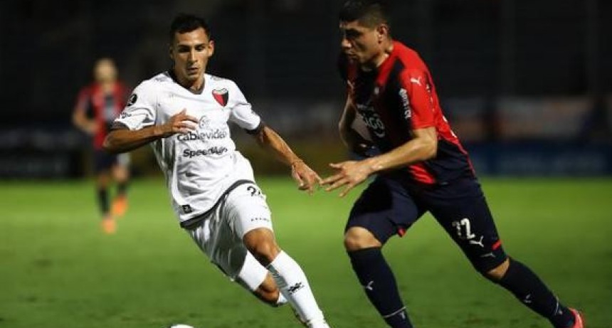 Cerro Porte&ntilde;o lo dio vuelta y super&oacute; 3-1 a Col&oacute;n en Paraguay