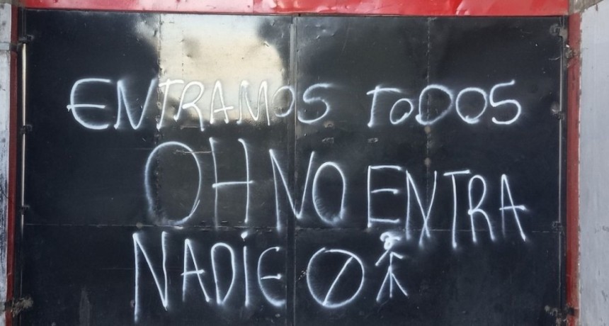 Santa Fe: imputan a barras de Col&oacute;n como miembros de una banda criminal