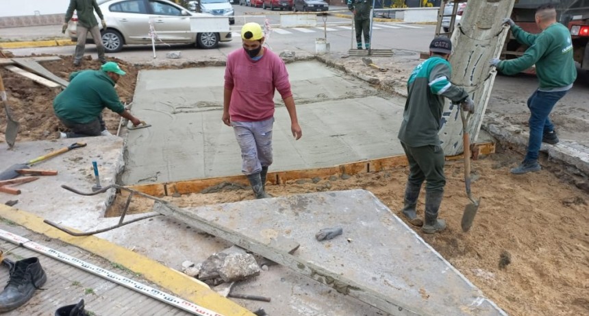 Trabajos de iluminaci&oacute;n, arbolado y bacheo previstos para este jueves