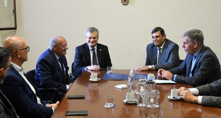 Santa Fe Capital firm&oacute; su adhesi&oacute;n al Pacto educativo local