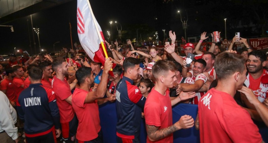 Uni&oacute;n visita a Fluminense