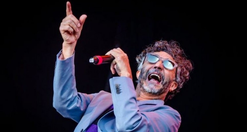 Fito P&aacute;ez tiene Covid y no tocar&aacute; en el Quilmes Rock