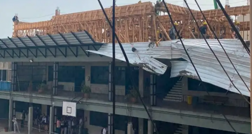 Derrumbe en la obra del colegio La Salle