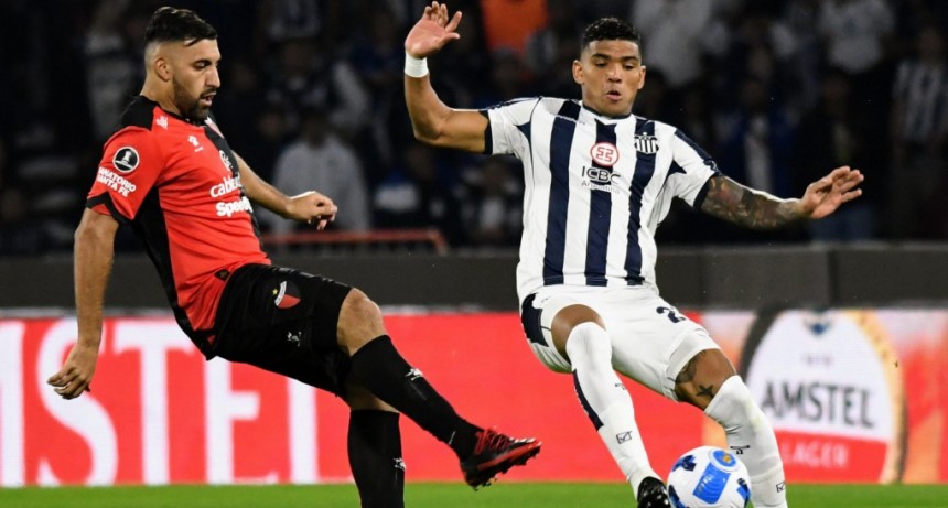 Col&oacute;n no pudo aguantar el 2-0 y Talleres le sac&oacute; un empate