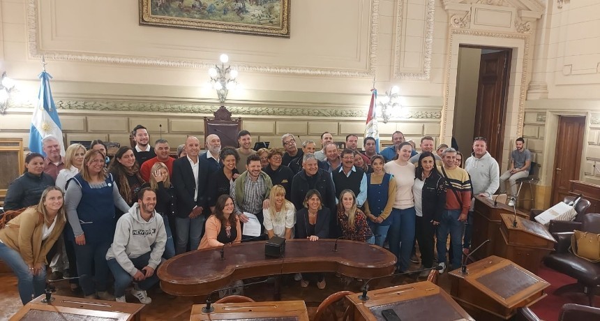 Castell&oacute; recibi&oacute; a instituciones del departamento La Capital