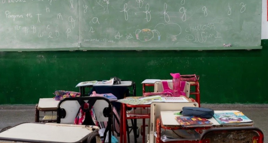 La Provincia eval&uacute;a descontar los d&iacute;as de paro a los docentes: &ldquo;No s&eacute; si se cruz&oacute; un l&iacute;mite, pero no lo esper&aacute;bamos&rdquo;