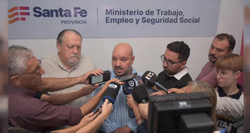 Gobierno ofreci&oacute; 18% de aumento a docentes, que ahora definen por s&iacute; o por no