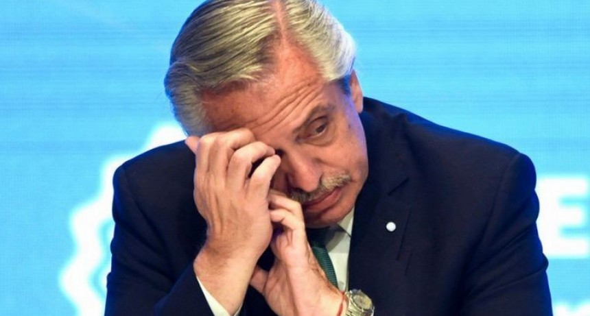 La Justicia inhibi&oacute; los bienes de Alberto Fern&aacute;ndez por la causa de los seguros