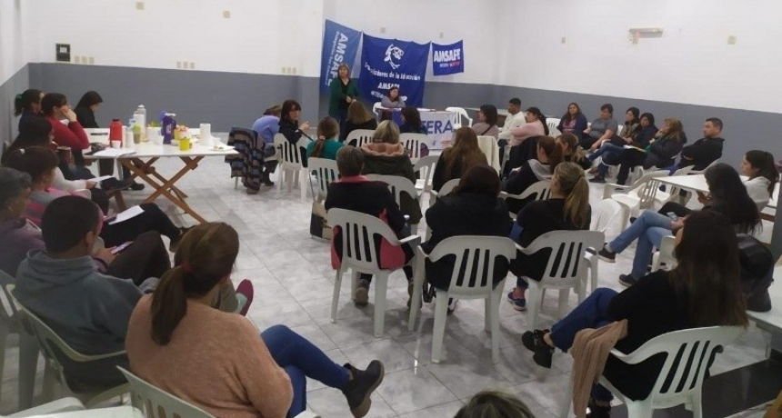 Amsaf&eacute; y Sadop aceptaron la propuesta salarial para marzo y se preparan para una "nueva batalla" por los sueldos de abril