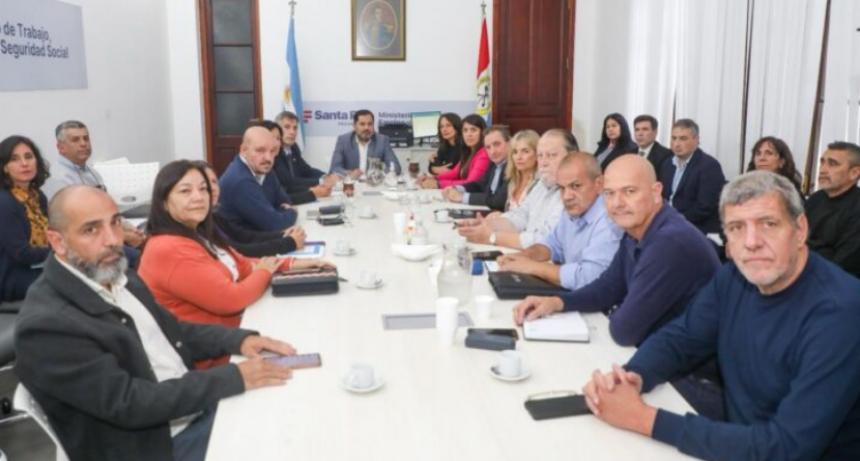 Paritaria docente: Provincia ofreci&oacute; un aumento bimestral del 10%