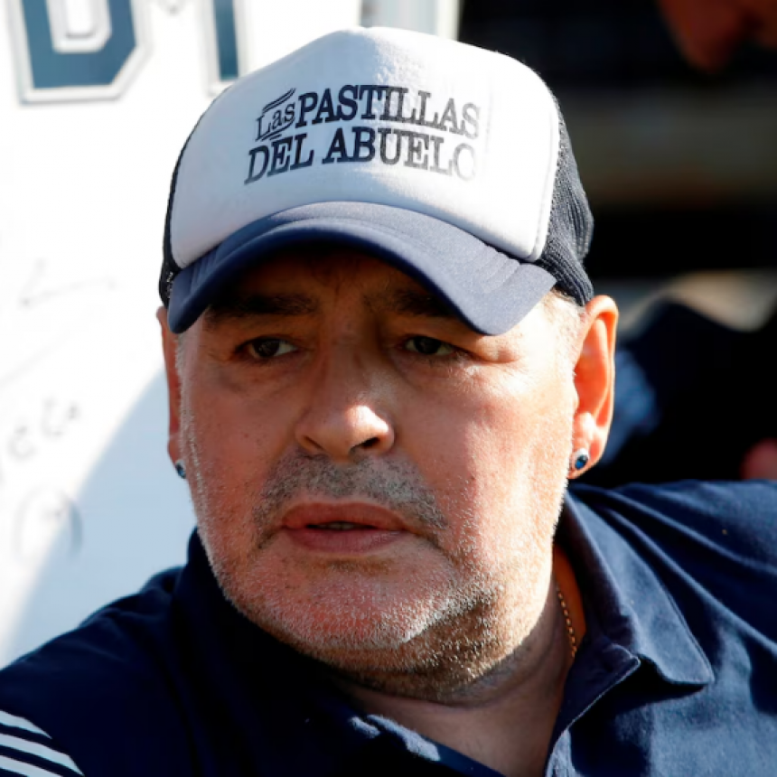 "No hab&iacute;a alcohol ni drogas, pero ten&iacute;a una cirrosis avanzada": revelaci&oacute;n en el juicio por Maradona