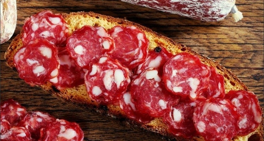 Prohibieron la venta de un salame producido en la provincia de Santa Fe