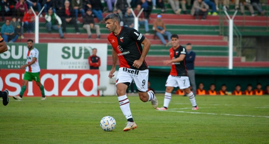 El domingo a las 15, Colón visita a Chacarita
