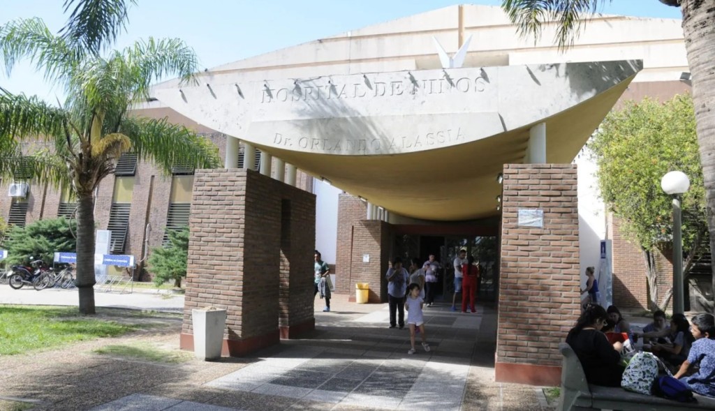 Mejora el adolescente herido en la escuela de San Crist&oacute;bal: pas&oacute; a sala com&uacute;n