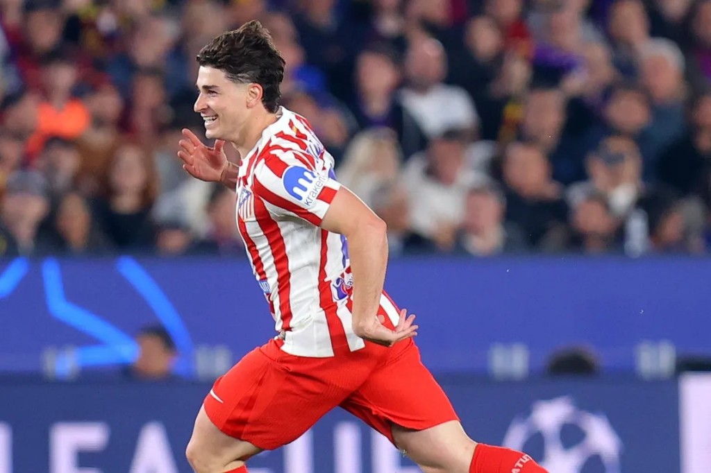 Con un golazo de Juli&aacute;n &Aacute;lvarez, Atl&eacute;tico de Madrid venci&oacute; a Barcelona por la Champions League
