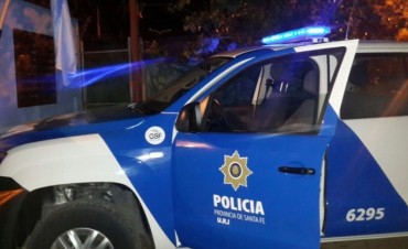 Mientras dorm&iacute;a, cinco personas ingresaron a robar