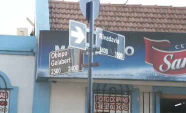 Le abrieron el auto y le robaron una notebook, dos c&aacute;maras y dinero