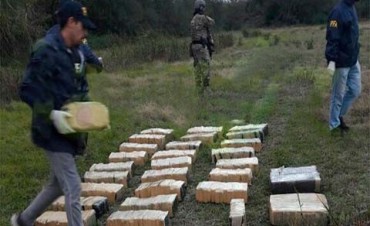 Incautaron 317 kg de marihuana cerca de Villa Urquiza 