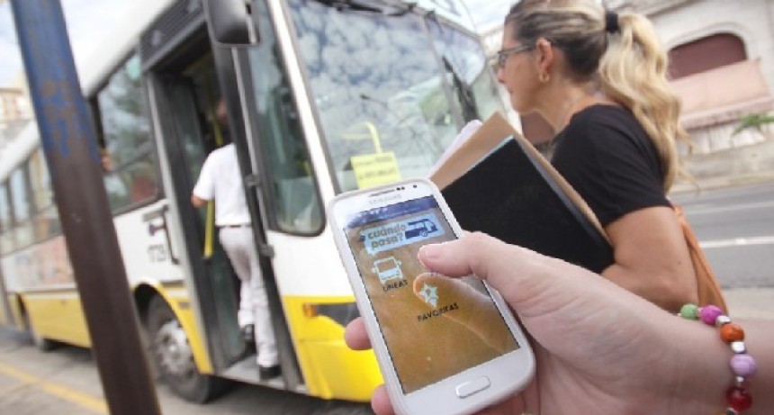 La aplicaci&oacute;n &iquest;Cu&aacute;ndo Pasa? se renueva para mejorar el servicio