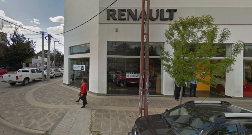 Compr&oacute; un 0Km y a las seis horas se le rompi&oacute; el motor