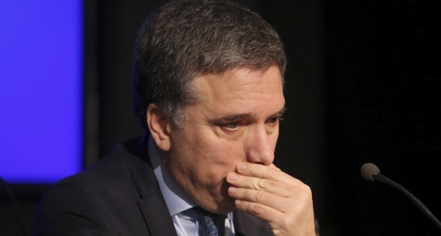 El Gobierno admiti&oacute; que habr&aacute; menos crecimiento y m&aacute;s inflaci&oacute;n
