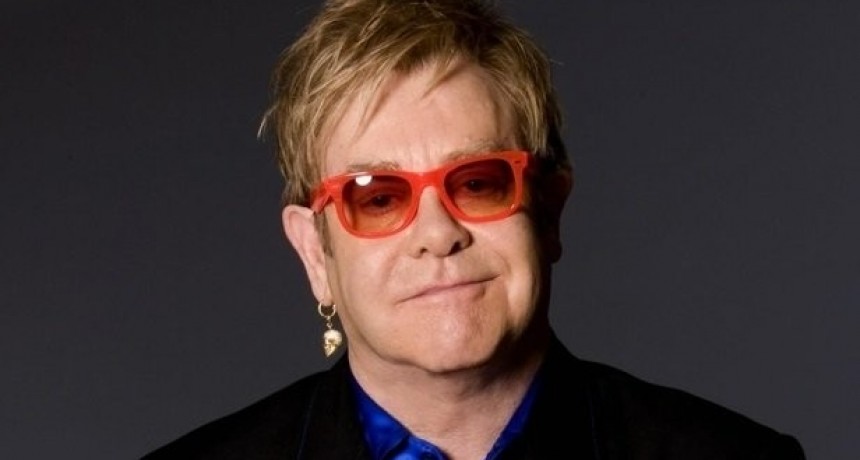 Elton John cantará en la boda del PrÃncipe Harry y Meghan Markle