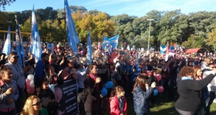 Se realiz&oacute; una nueva concentraci&oacute;n en Santa Fe en repudio de la despenalizaci&oacute;n del aborto