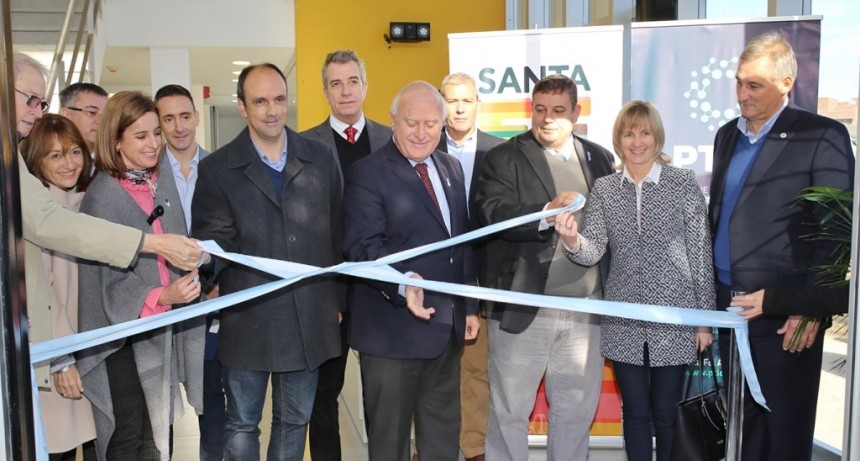 Se inaugur&oacute; el nuevo edificio del Parque Tecnol&oacute;gico Litoral Centro