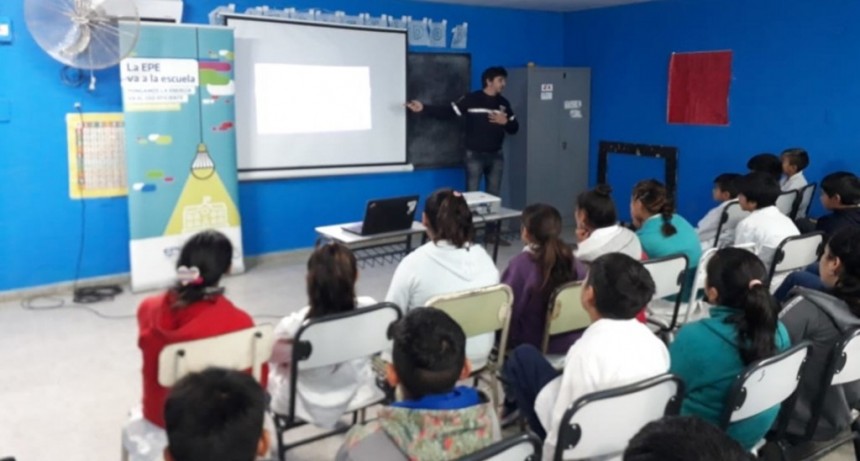 La EPE va a la escuela: La Provincia contin&uacute;a con la campa&ntilde;a educativa