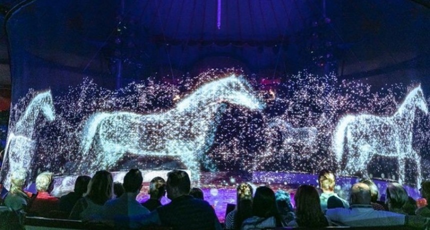 Un circo utiliza hologramas en lugar de animales para detener el maltrato