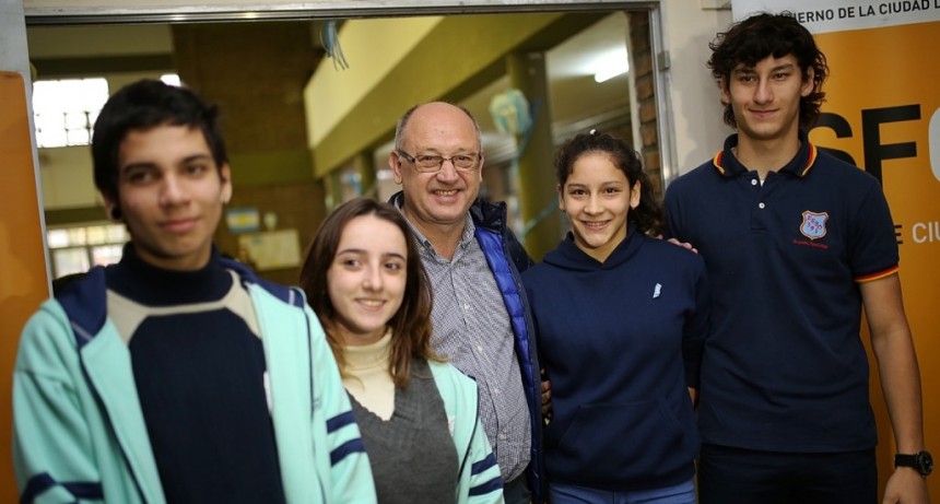 Ecolegio: Una campaña escolar para reciclar botellas y tapas de plástico