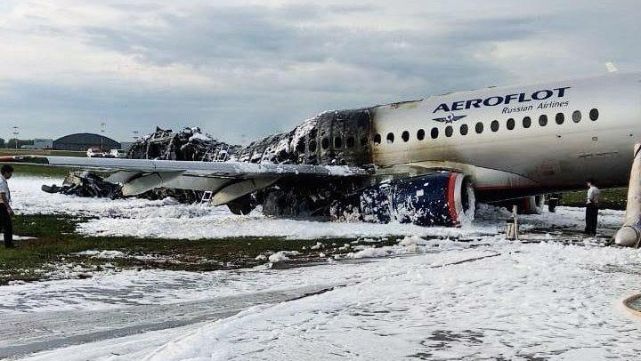 Cajas negras del avi&oacute;n ruso revelaron las causas del mortal incendio