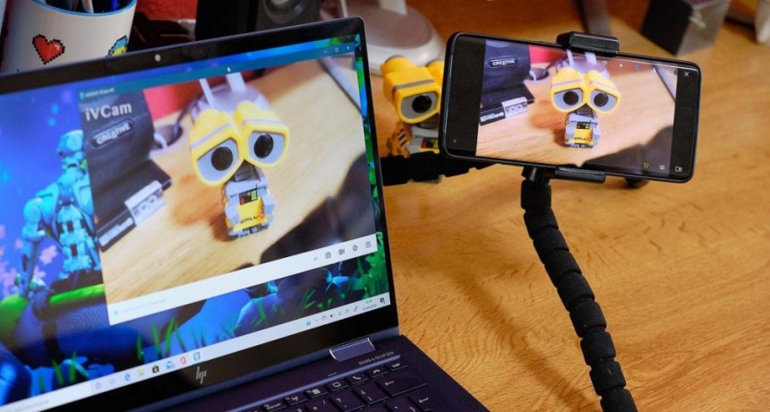 C&oacute;mo transformar el smartphone en una webcam