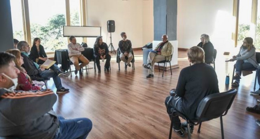 La Municipalidad continu&oacute; los encuentros con representantes de vecinales