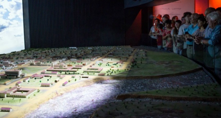 Un juego did&aacute;ctico sobre la Constituci&oacute;n Nacional lleg&oacute; a las escuelas de la ciudad