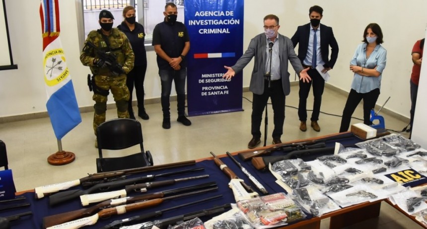 La Agencia de Investigaci&oacute;n Criminal desbarat&oacute; una banda dedicada a la venta ilegal de armas