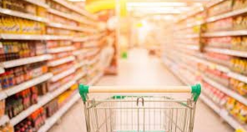 El municipio analizar&aacute; horarios de cierre en supermercados