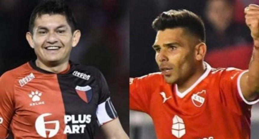 Col&oacute;n e  Independiente salen a la cancha 