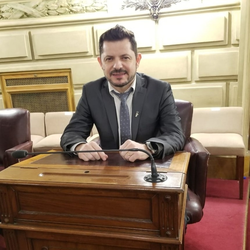Castelló pidió en el senado la creación del Museo de las Mujeres