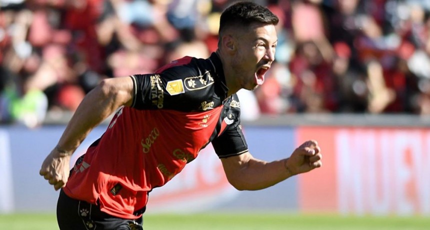 Col&oacute;n tiene a Federico L&eacute;rtora y Facundo Far&iacute;as recuperados para el partido ante Olimpia